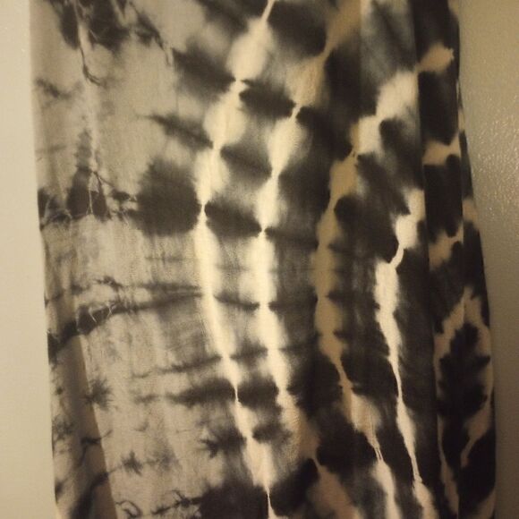 Tie dye Swimsuit cover with tassel hem - Picture 3 of 9